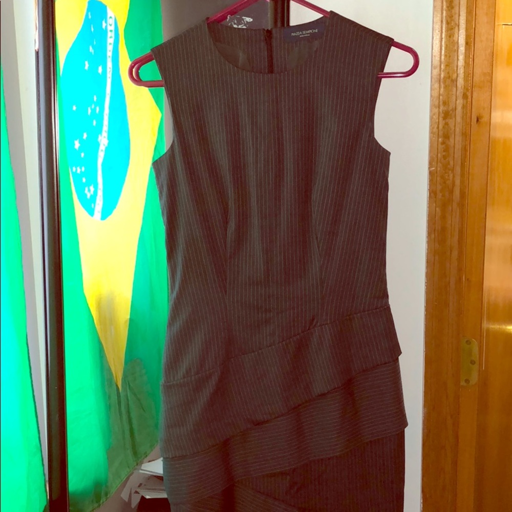 Piazza sempione grey suit dress size 2